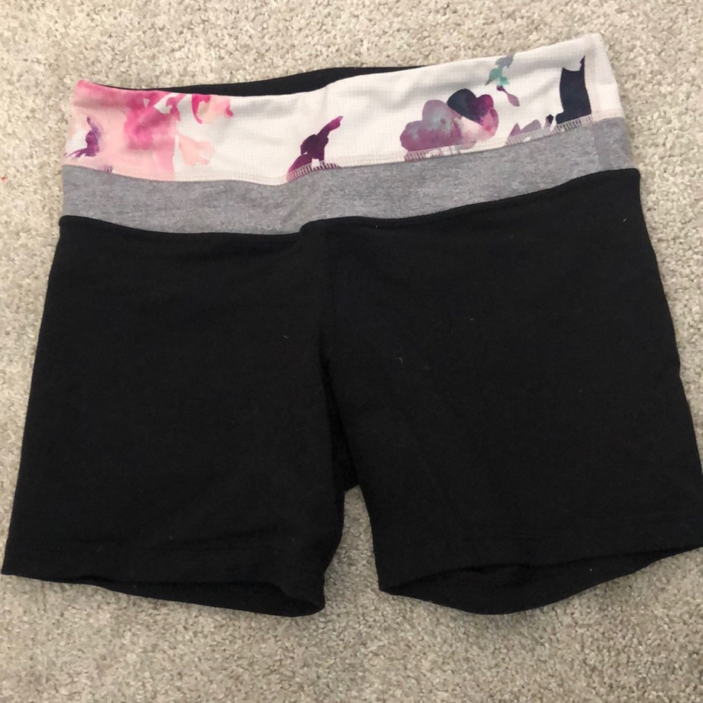 Lululemon biker shorts